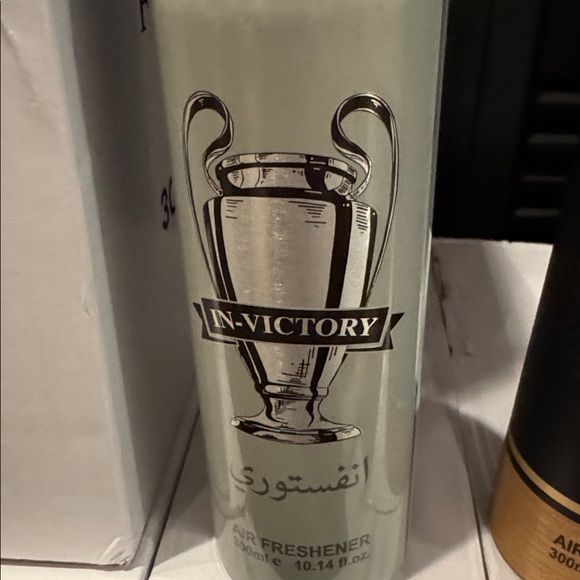 THREE RANDOM - 3 random PUMP air fresh - Picture 7 of 14